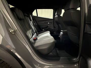 Peugeot 2008 - 10