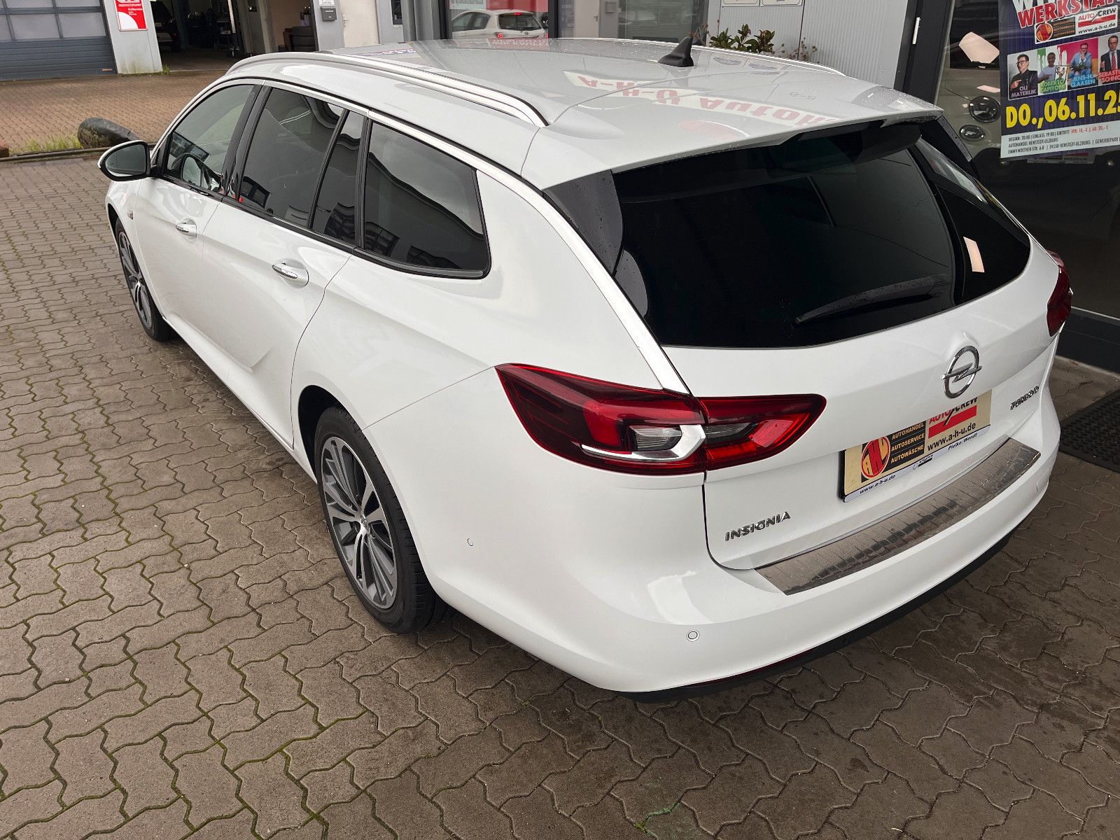Fahrzeugabbildung Opel Insignia B Sports Tourer Business Innovation