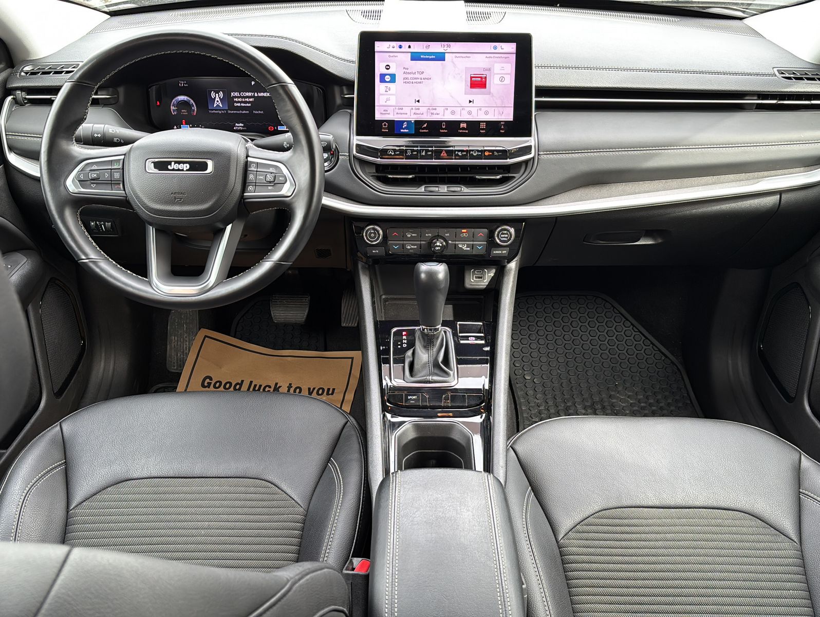 Fahrzeugabbildung Jeep Compass LIMITED FWD