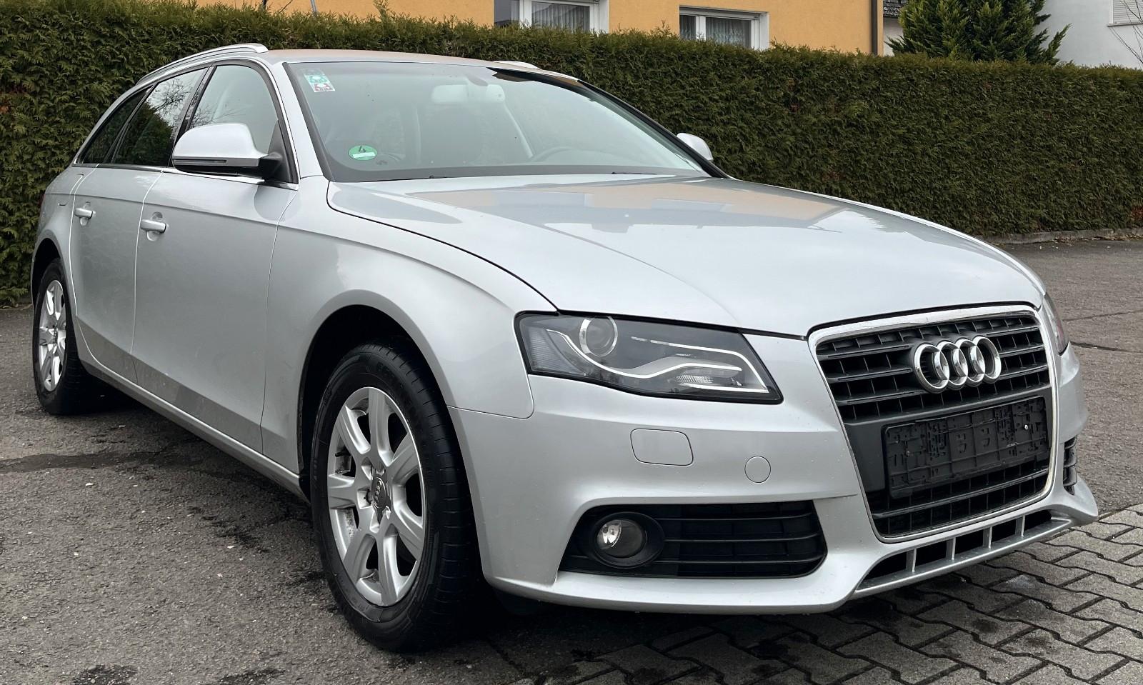 Audi A4 1.8 TFSI Ambiente Avant XENON PDC NAVI 2.HD