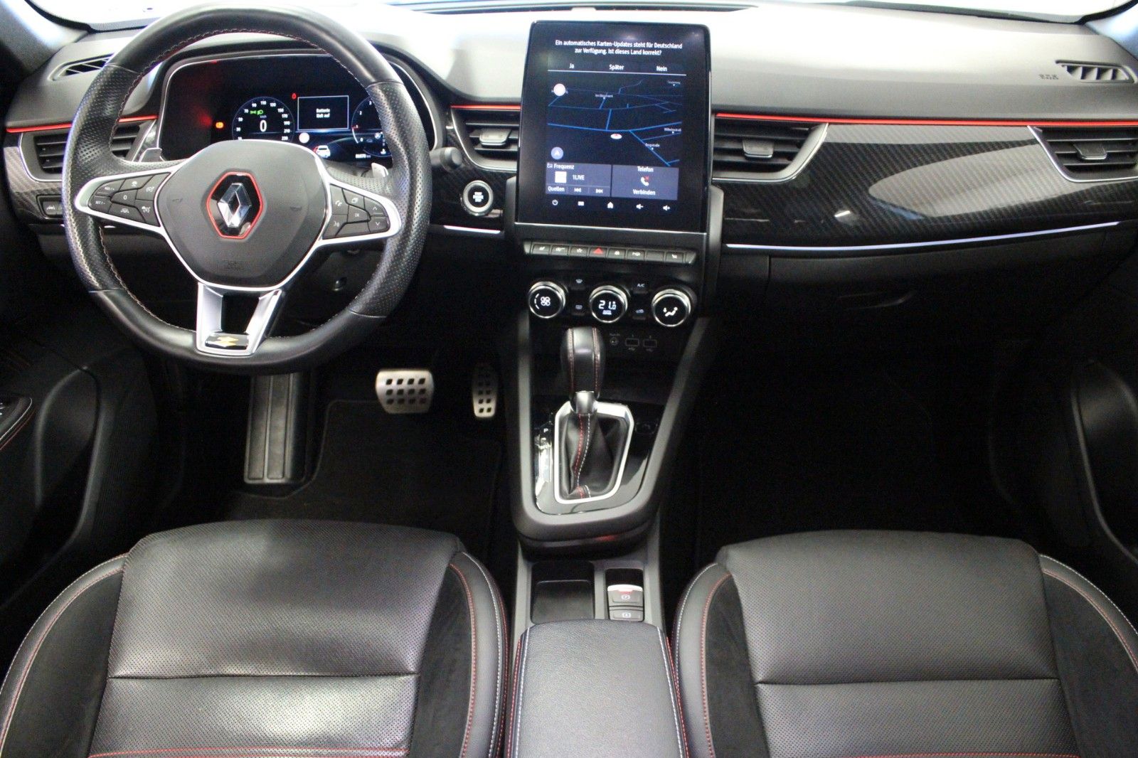 Fahrzeugabbildung Renault Arkana Mild Hybrid 160 EDC R.S. Line*Leder*