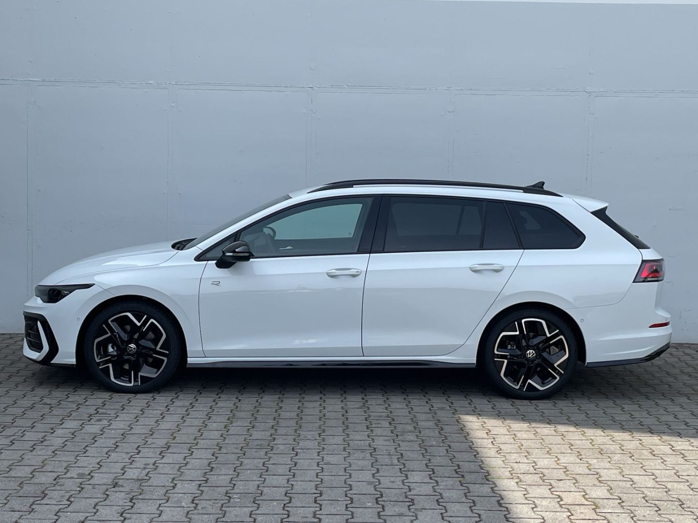 Golf Variant VIII 2.0 TDI DSG R-Line AHK/HUD/H&K