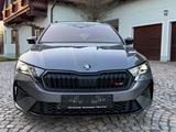 Skoda Octavia Combi 2.0 TSI RS / DCC / AHK / Navi - Skoda Octavia: Automatik