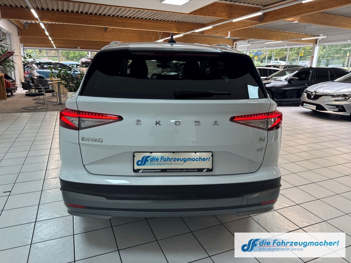Fahrzeugabbildung SKODA Enyaq 80 Loft Navi Digitales Cockpit Memory Sitz