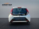 Toyota Aygo  x-play Aut. 4 Türer Klima - Toyota Aygo (X) Gebrauchtwagen in Hamburg