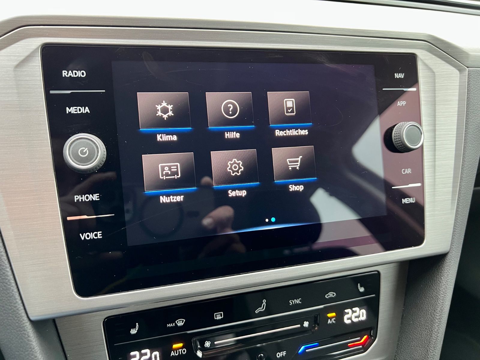 VW Passat Variant Conceptline GZJR AAC SHZ NAVI