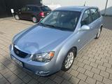 Kia Cerato 2.0 EX Kombi - Kia Cerato: Limousine