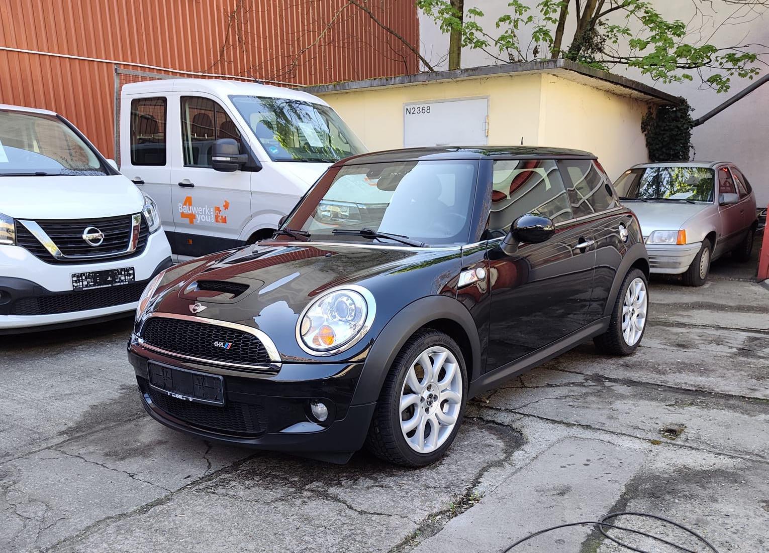MINI Cooper S Chili Xenon 1.Hand BMW Scheckheft MINI