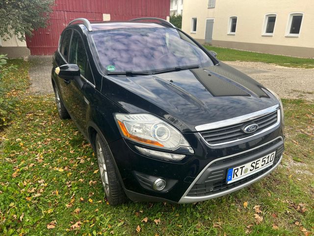 Ford Kuga 2,0 TDCi 4x4 Titanium Titanium