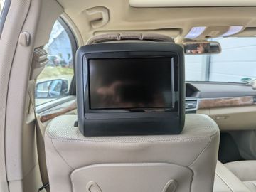 Mercedes E 350 - 11