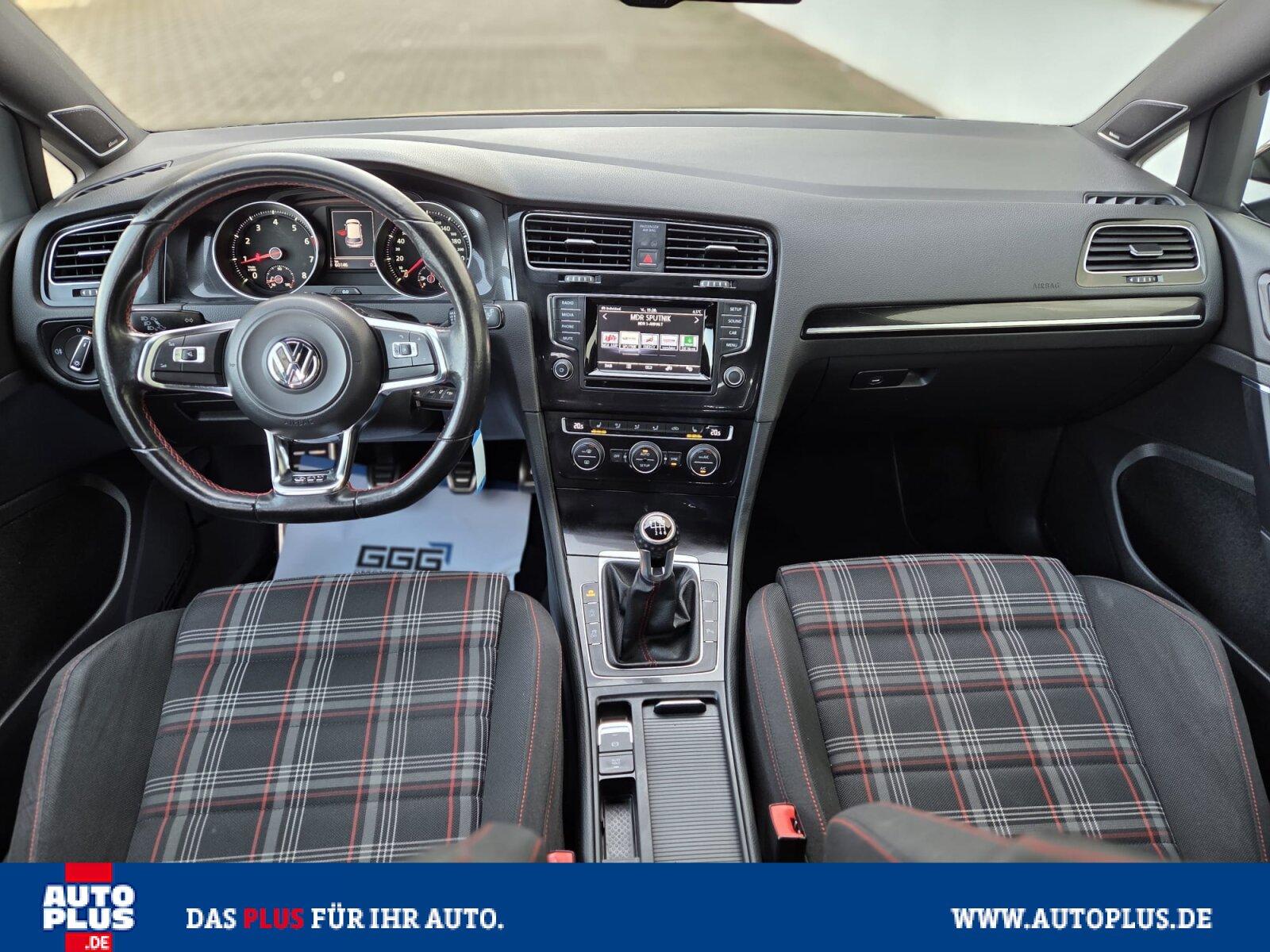Volkswagen Golf GTI Performance PDC+SITZHZG+XENON+1. HAND+G