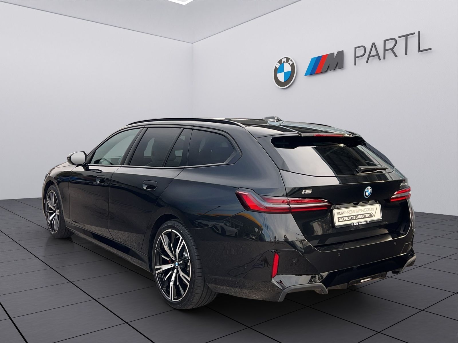 BMW i5 xDrive40 Touring M-Pro Carbon AUTOBAHNASSIST  imagem 3