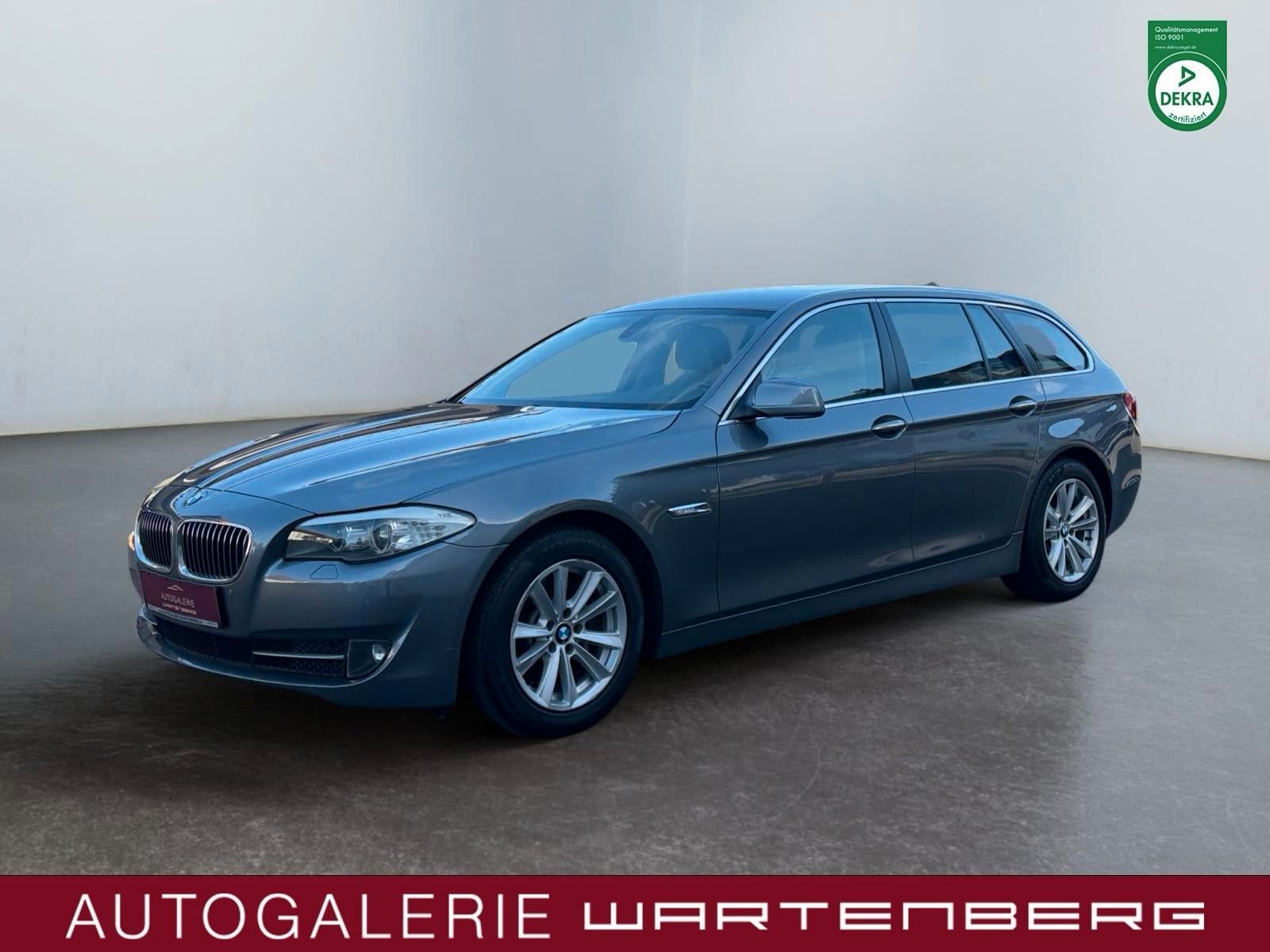 BMW BMW 530d Touring//NAVI PROFESSIONAL//XENON//TEMP