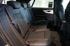 AUDI Q8 50 TDI S line | S-Sportsitze | Pano | B&O AUDI Q8 50 TDI S line | S-Sportsitze | Pano | B&O