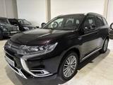 Mitsubishi Outlander PHEV Plus Spirit 4WD*LED* - Mitsubishi Outlander Spirit mit Hybrid-Antrieb (Benzin/Elektro)