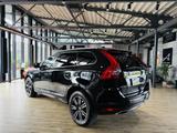 Volvo XC60 Summum 2WD*KAMERA*NAVI*LEDER* - Volvo XC60 in Solingen