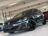 Volkswagen Golf VII Lim. GTE Start-Stopp/PDC/NAVI/AHK/ACC - Volkswagen Golf: Vii GTE