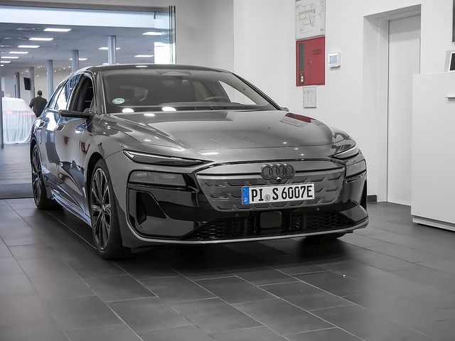 Audi S6 Avant e-tron B&O SITZBELÜFTUNG LED PANO 360°