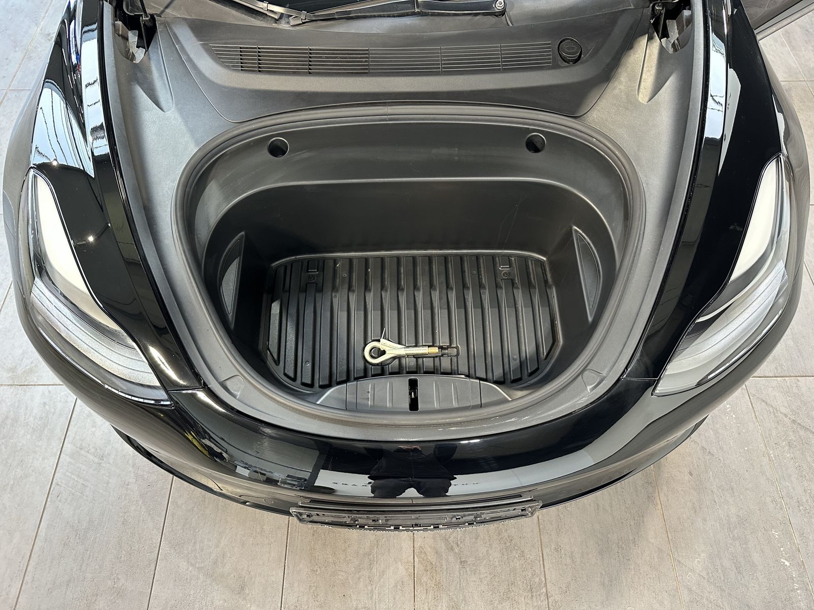 Fahrzeugabbildung Tesla Model 3 RWD NAV+LED+ACC+KAMERA+PANORAMA+1HD+18ZO