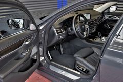 Fahrzeugabbildung BMW 740Ld xDrive M-Sport 3xTV GSHD Bowers & Wilkins