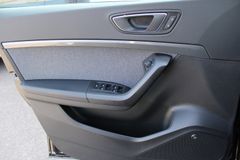 SEAT Ateca 2.0 TDI Style DSG LED Navi Ahk Fahrass Rfk SEAT Ateca 2.0 TDI Style DSG LED Navi Ahk Fahrass Rfk