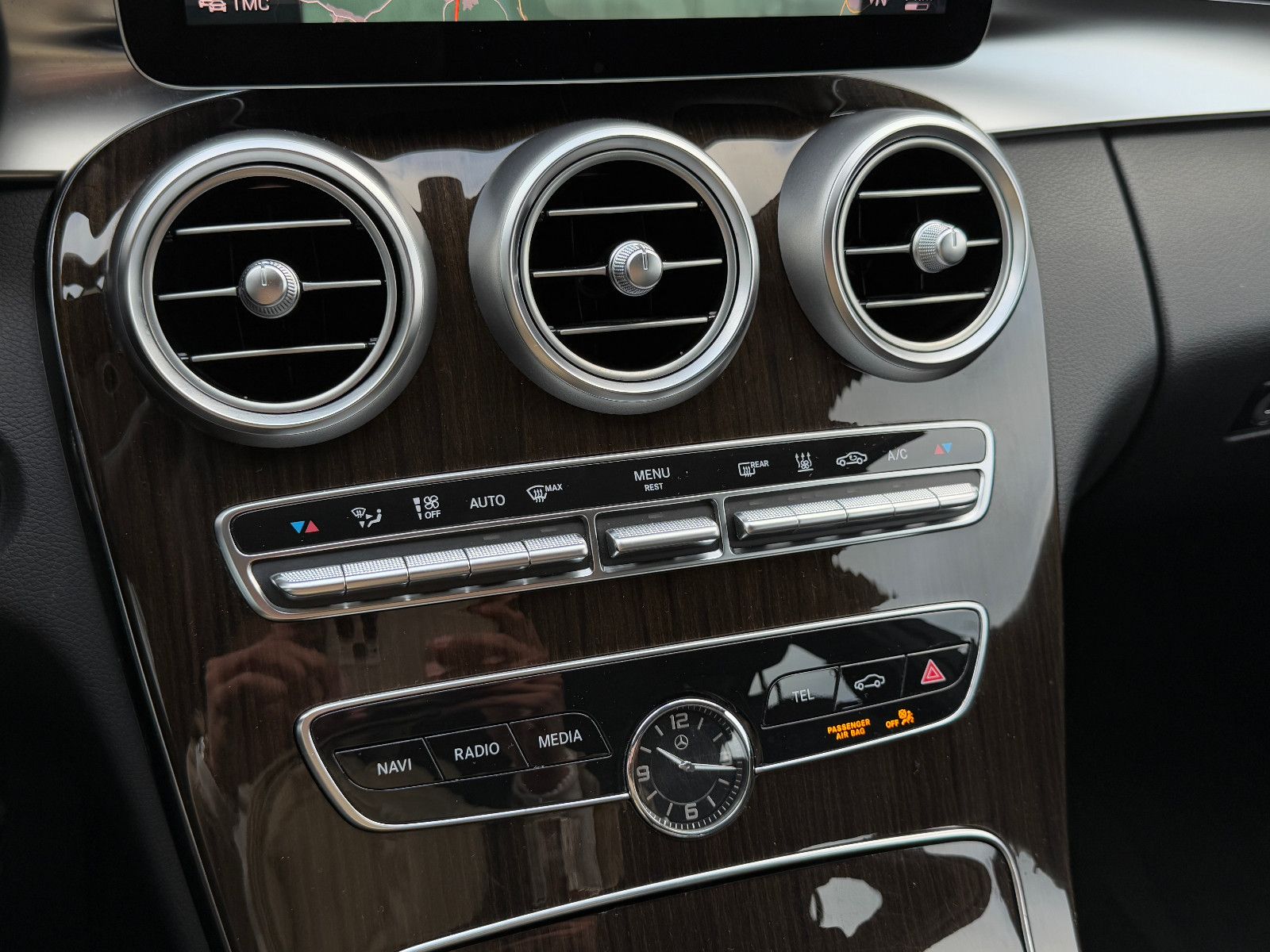 Fahrzeugabbildung Mercedes-Benz C 300de Limo Avantgarde Hybrid 9G DAB GRA Navi