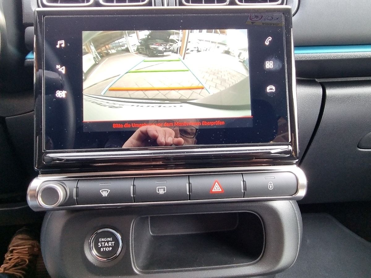 Fahrzeugabbildung Citroën C3 PureTech 110 Shine