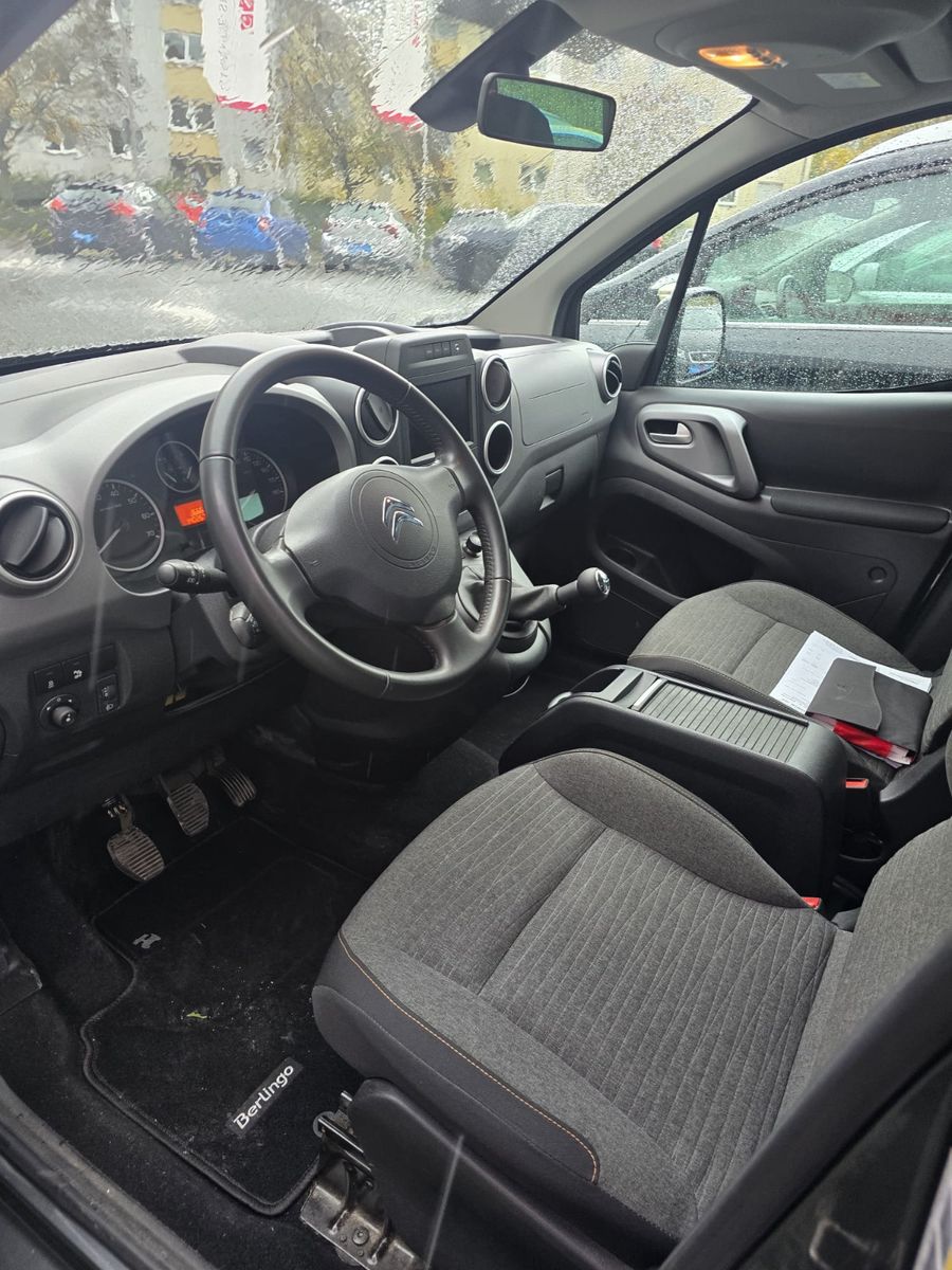 Fahrzeugabbildung Citroën Berlingo Multispace KINDER-PAKET AUS 1.HAND