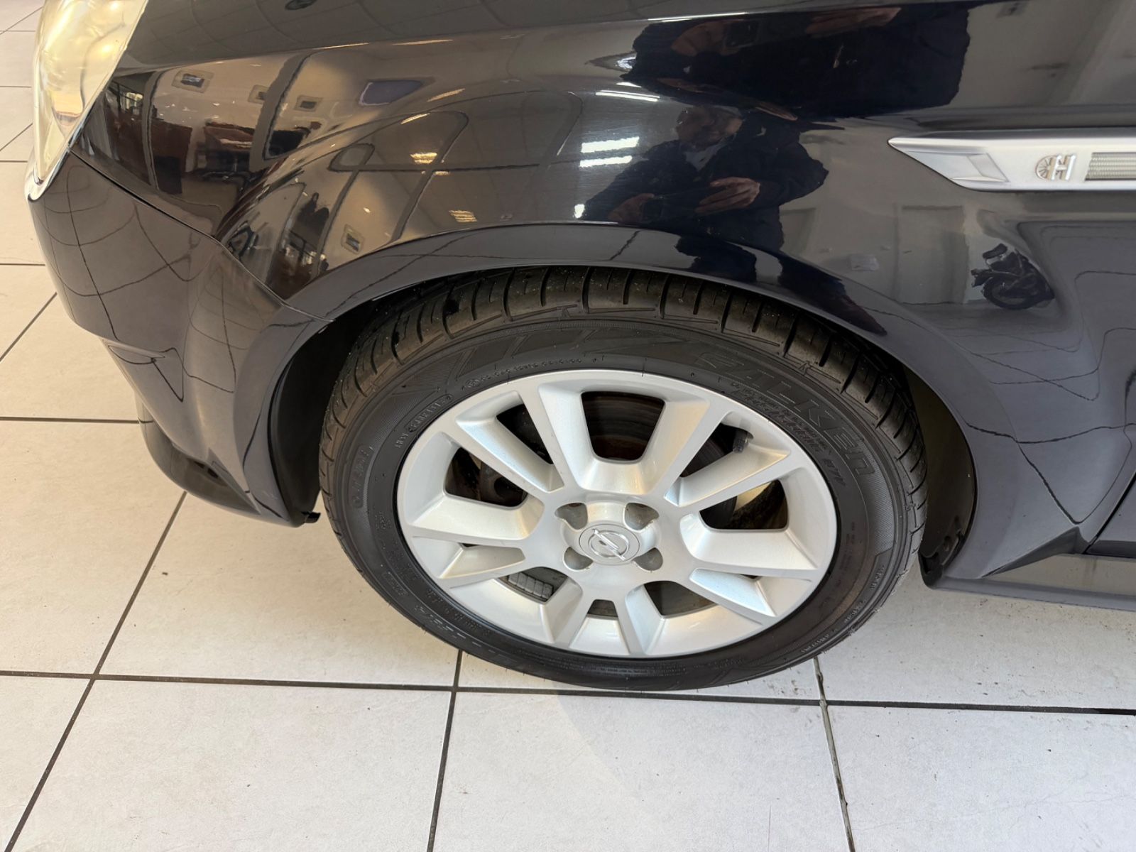 Fahrzeugabbildung Opel Tigra Twin Top Basis