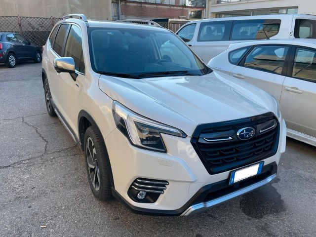 Subaru Forester 2.0 e-Boxer MHEV CVT Lineartroni