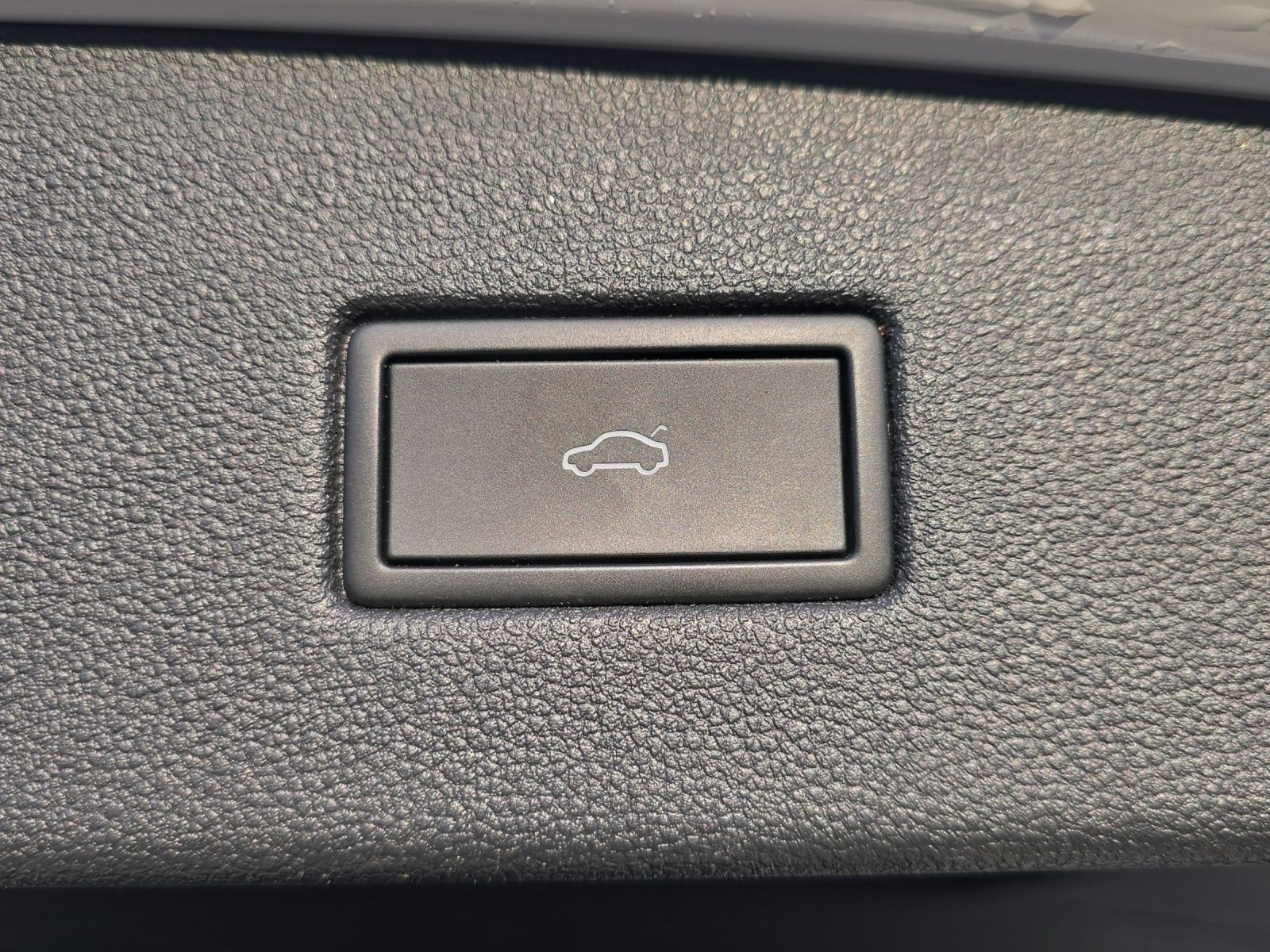 Fahrzeugabbildung SEAT Tarraco FR 1.5 TSI ACT ACC LED NAVI AHZ