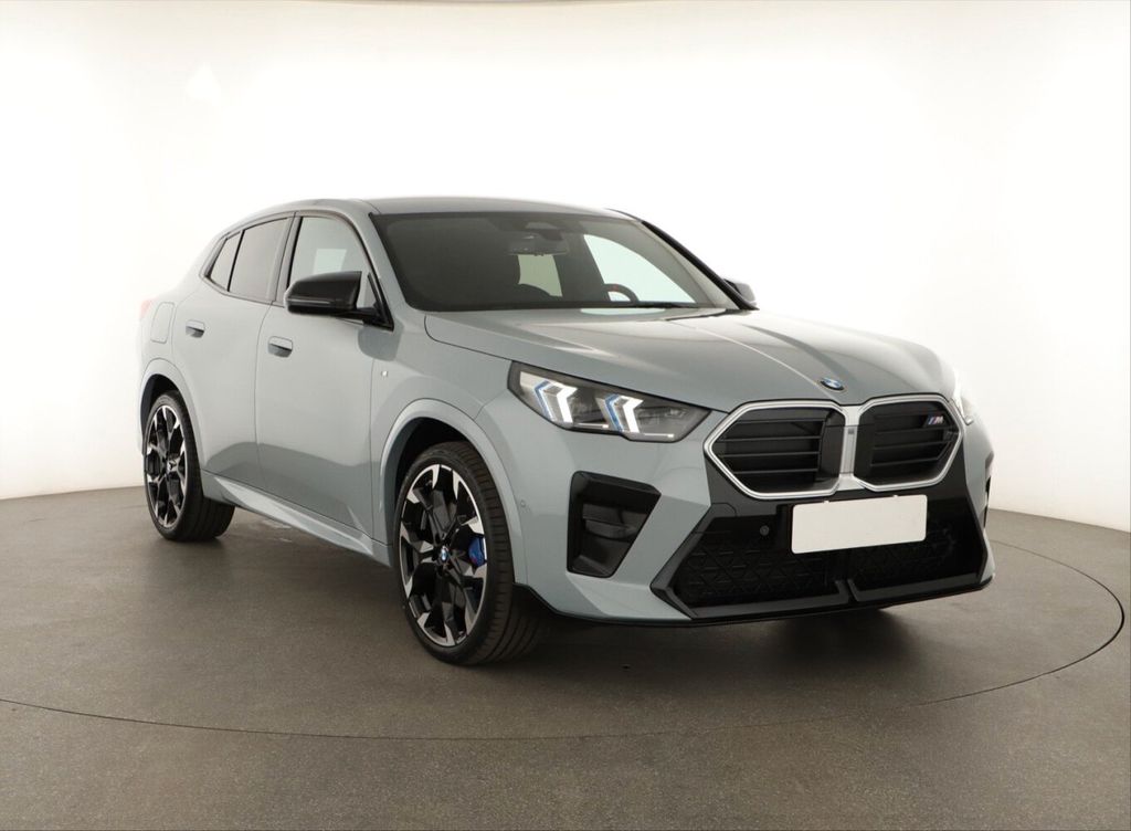 Image of BMW X2