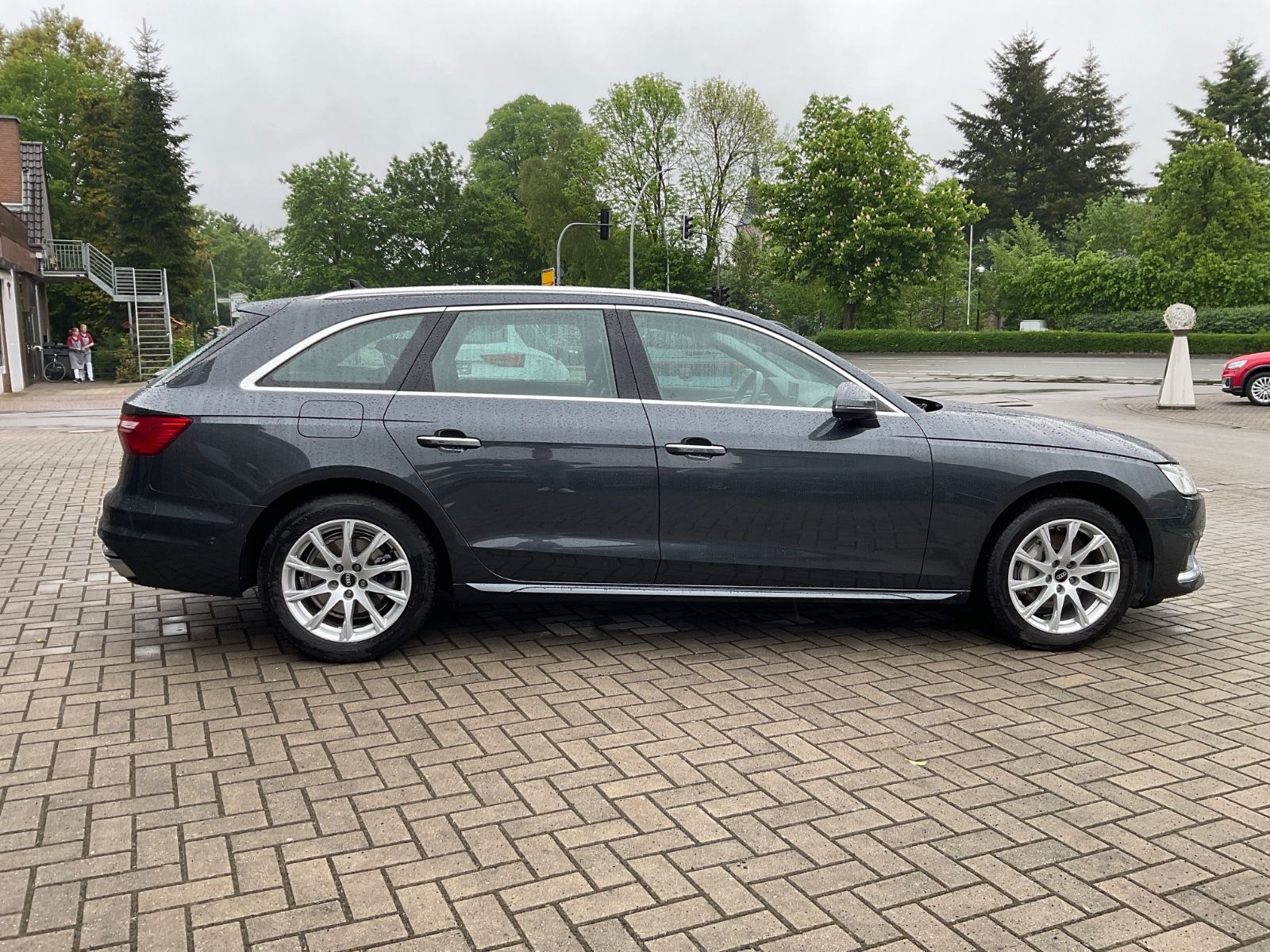 Fahrzeugabbildung Audi A4 Avant 40 TFSI quattro,Leder,ACC,Kamera,LED