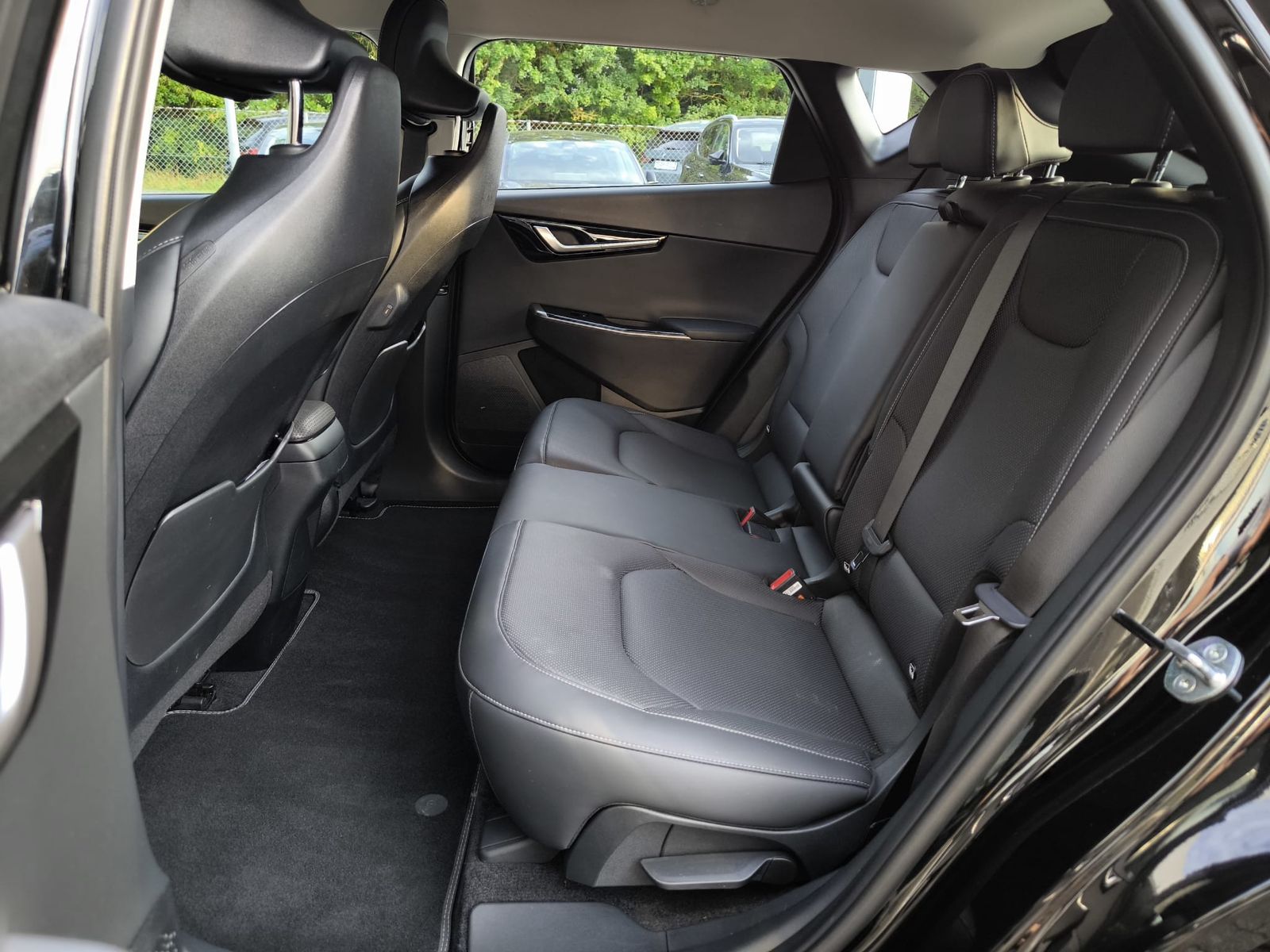 Fahrzeugabbildung Kia EV6 2WD WERKSGAR+NAVI+LED+SHZ+DAB+KAMERA+ACC+19"