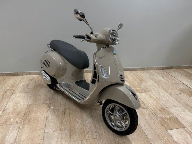 Vespa GTS 125 --- E5+ Norm ----