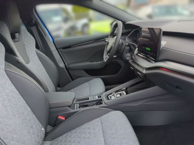 Fahrzeugabbildung SKODA Octavia Combi 2.0 TDI DSG Sportline AHK MATRIX N