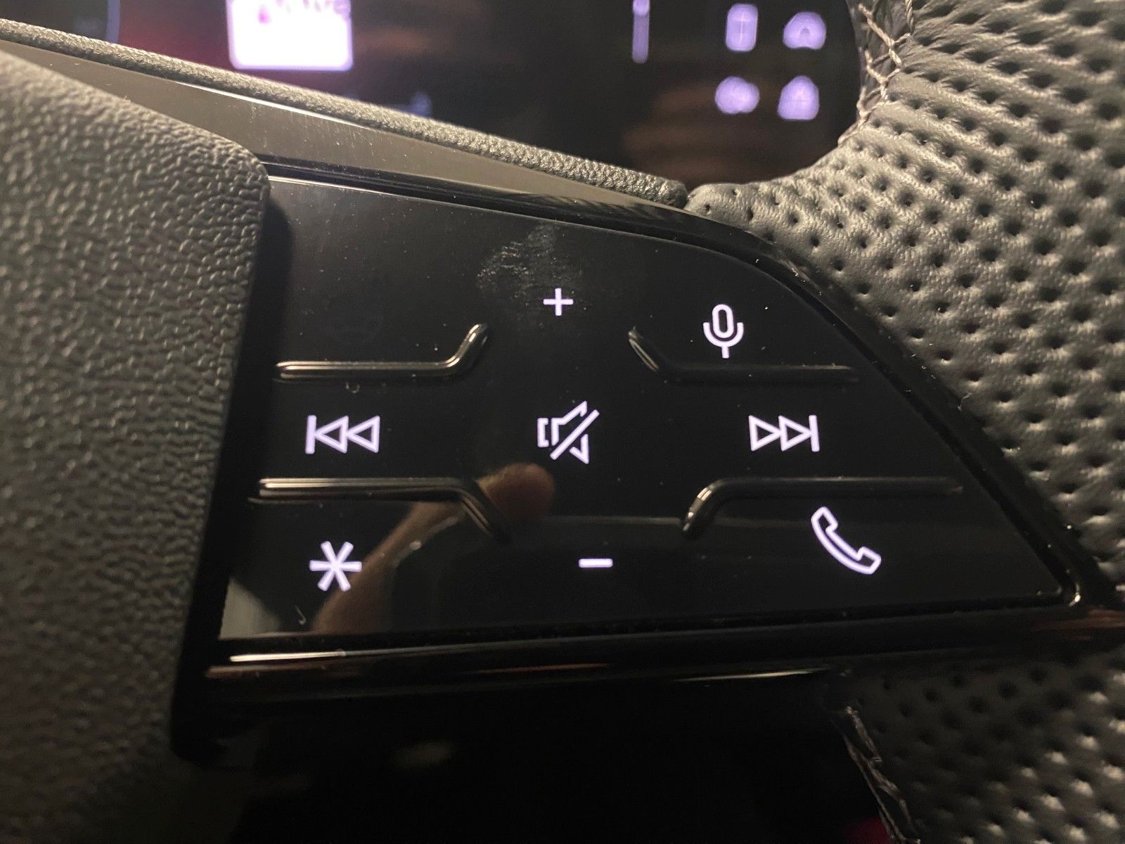 Fahrzeugabbildung Audi A5 B10 TDI S tronic Avant+S-Line+MATRIX+NAVI+19"