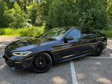 BMW 530e xDrive/M-Packet/AHK/20-Zoll/Head-up-Display - BMW 5er Reihe: Head Display