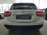 Mercedes-Benz GLA 200 URBAN PROGRESSIVE*NIGHT*PANO*XENON*NAVI* - Mercedes-Benz GLA 200 Gebrauchtwagen