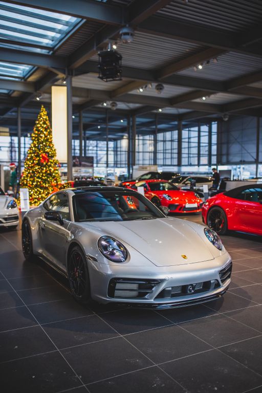 Image of Porsche 992