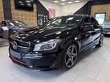 Mercedes-Benz CLA 250  Sport /Xenon/Tote-Winkel/Sport Abgas - Mercedes-Benz CLA 250: Sport
