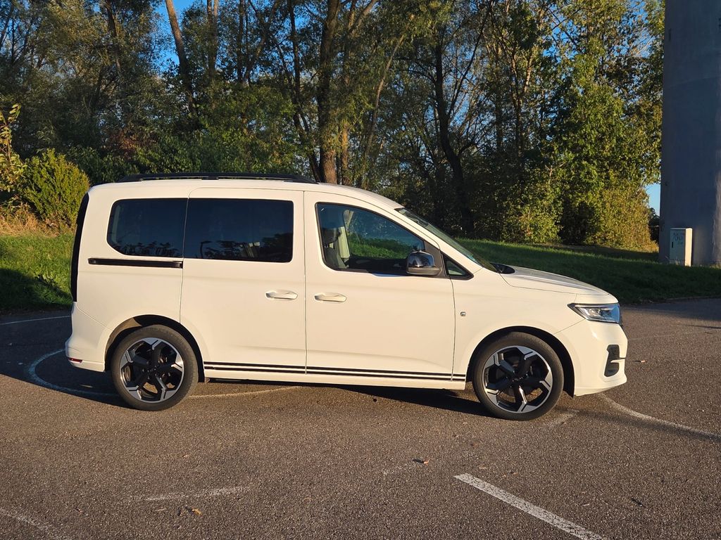 Image of Ford Tourneo Connect