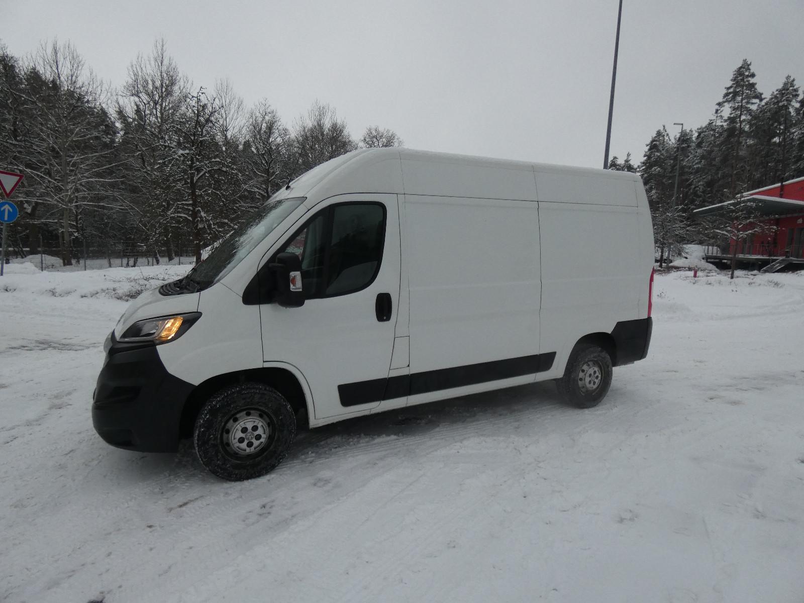 Peugeot Boxer Kasten Hochraum 333 L2H2 Pro BlueHDi 140 S