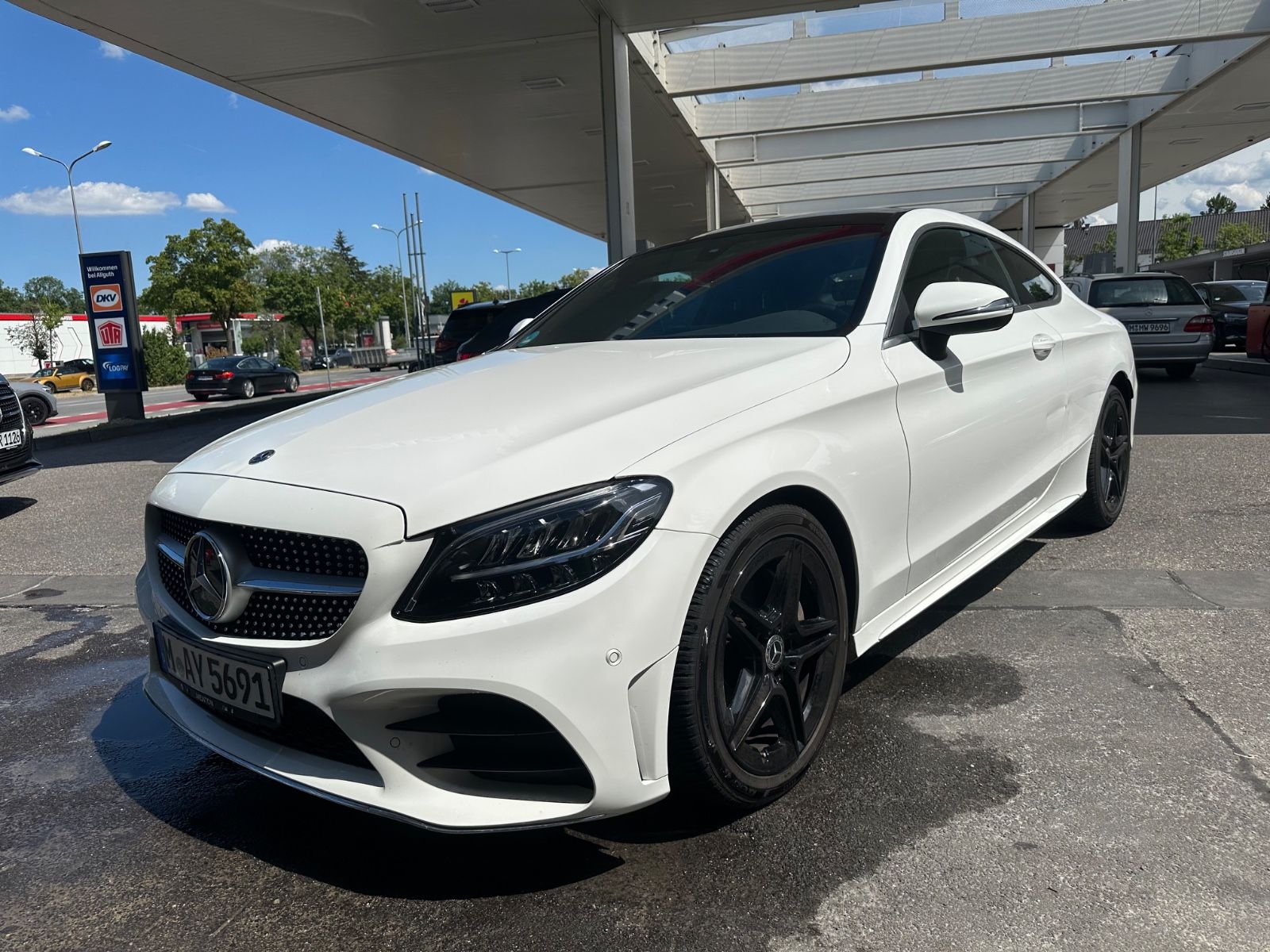MERCEDES-BENZ Mercedes-Benz C 180 Coupé AMG/Pano/Scheckheft