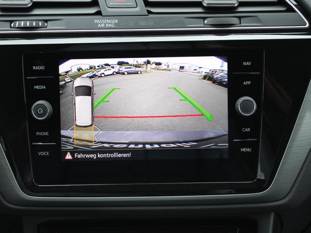Touran 1.5 TSI DSG*Navi*el.Heckkl.*5J.Garantie