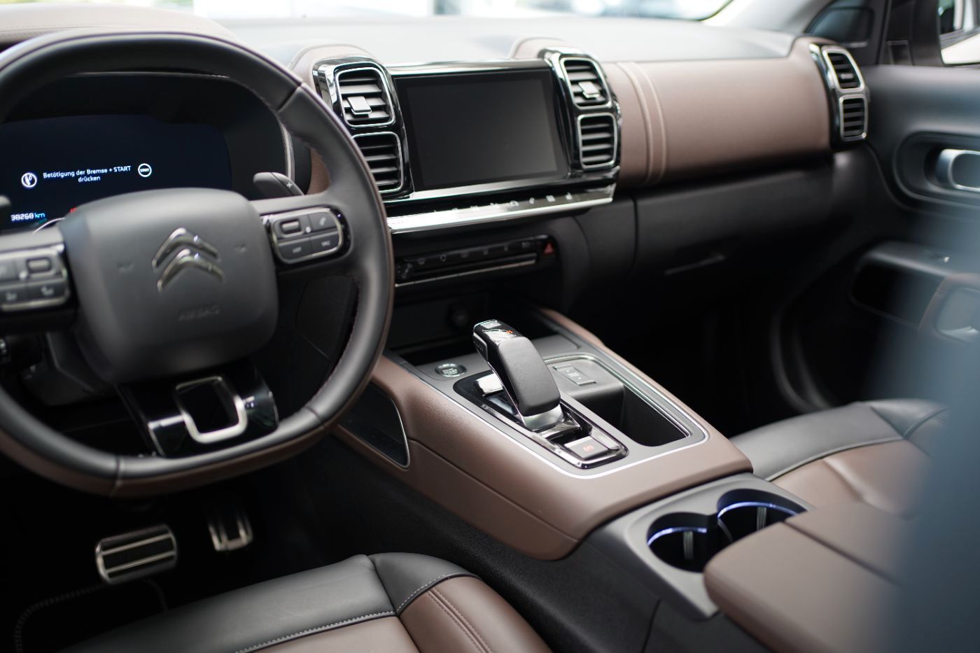 Fahrzeugabbildung Citroën C5 Aircross Hybrid 225 EAT8 Shine Pack Automatik