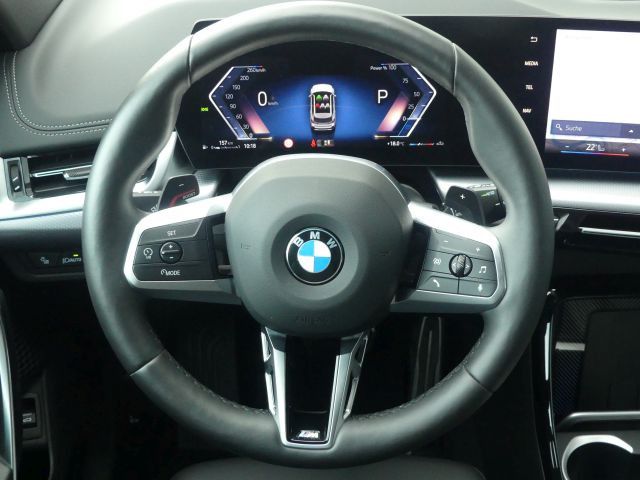 BMW X1 sDrive20iM Sport Pano°AHK°elSitz HarmKardon foto 16
