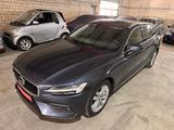Volvo V60 Kombi Momentum Pro 1.Hd Scheckheft gepflegt - gebrauchte Volvo V60 aus dem Jahr 2020