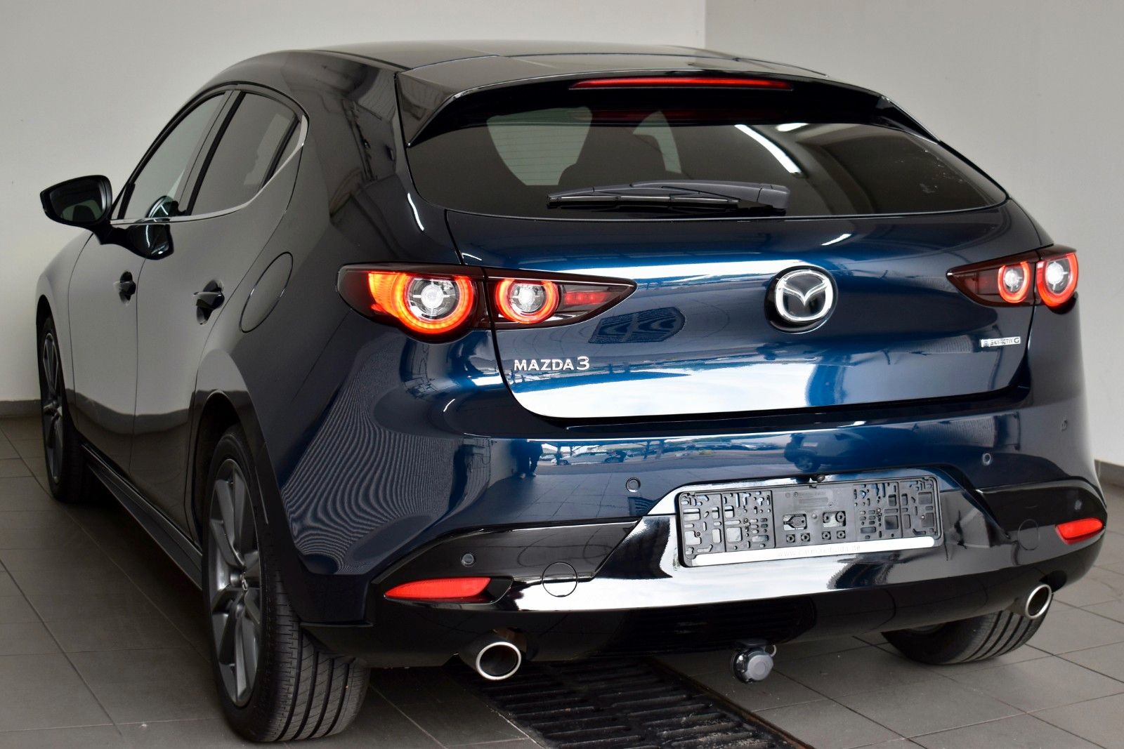 Fahrzeugabbildung Mazda 3 Lim. Selection Navi,LED,SH,PDC,Kamera,Head-Up