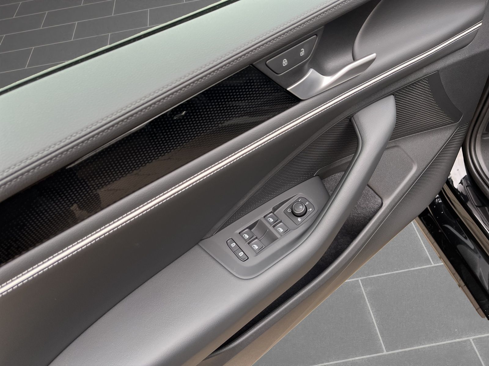 Volkswagen Passat Variant - Bild 14